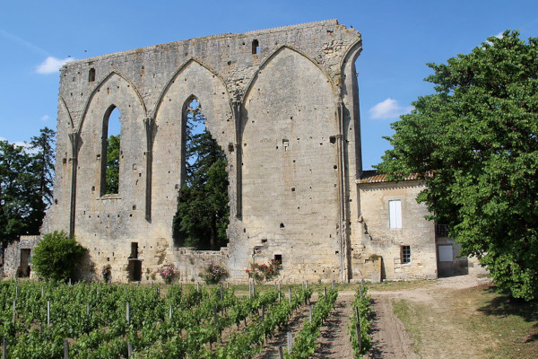 Mury obronne Les Grandes Murailles w Saint-Émilion