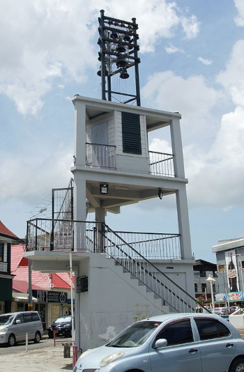 Carillon, czyli dzwon w Paramaribo