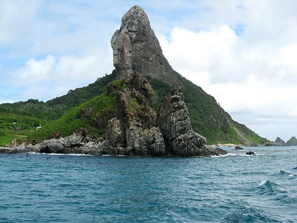 Morro do Pico Ilha Fernando do Noronha