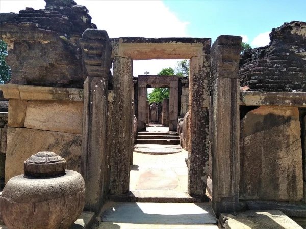 Hatadage Polonnaruwa